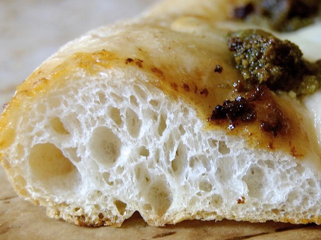 Starting from the bottom, what kind of crust would you like?
