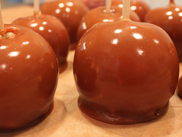 How do you pronounce caramel?