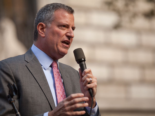 NYC Mayor Bill de Blasio visited his old college dorm room this week. What is his alma mater?