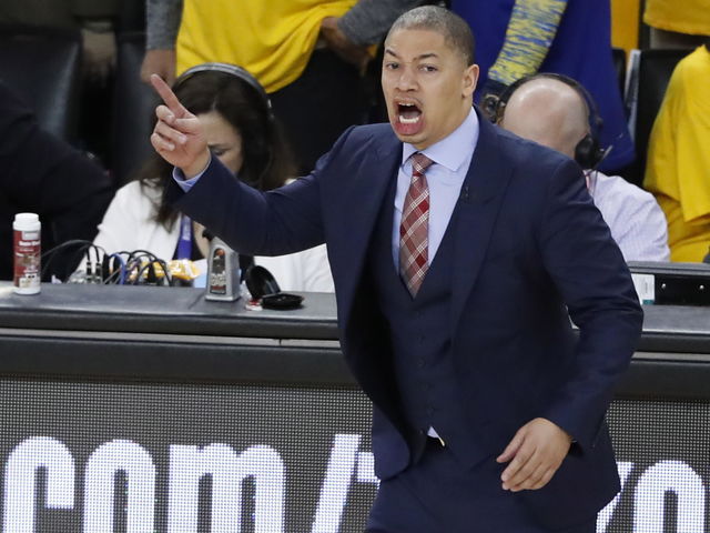 ¿Cuántos campeonatos ha ganado en su carrera como jugador y dirigente Tyronn Lue?