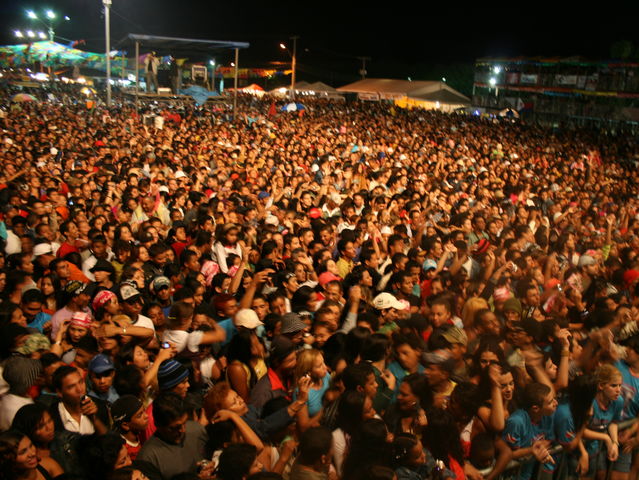 Quais foram as últimas duas músicas a vencer o prêmio de "Música do São João"?