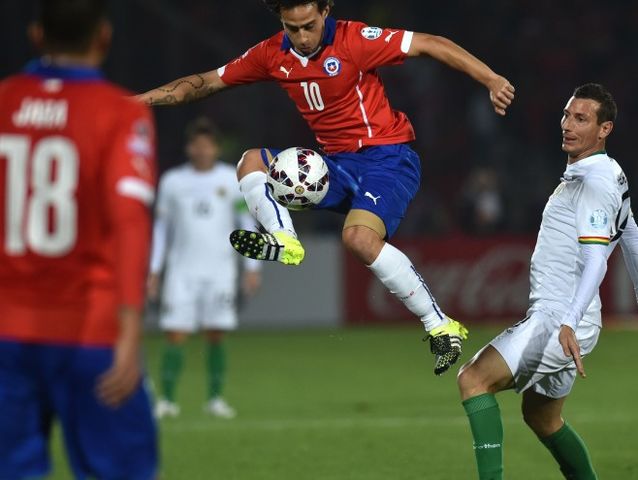 ¿Qué defensores titulares chilenos no jugarán frente a Bolivia mañana?