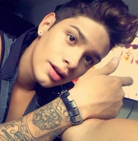 PaisaVlogs