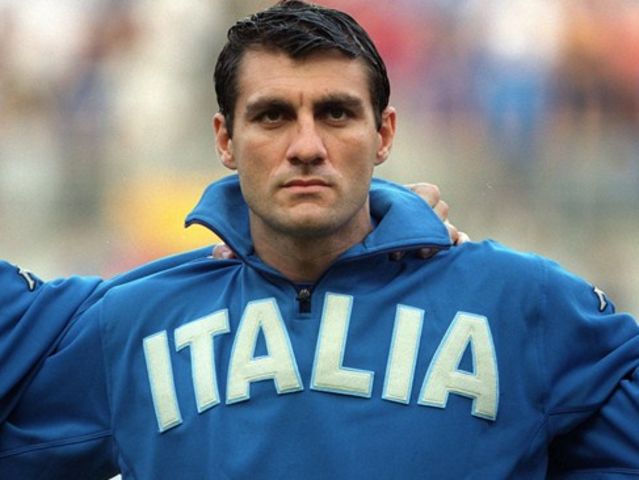 Ranking the best Italian strikers of the 1990s | Playbuzz