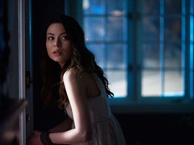 Ela é a protagonista do filme "The Intruders" (2015).
