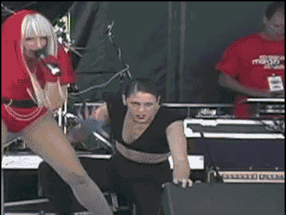 76039337-4b7c-4113-ac5c-48e26c2e3153.gif
