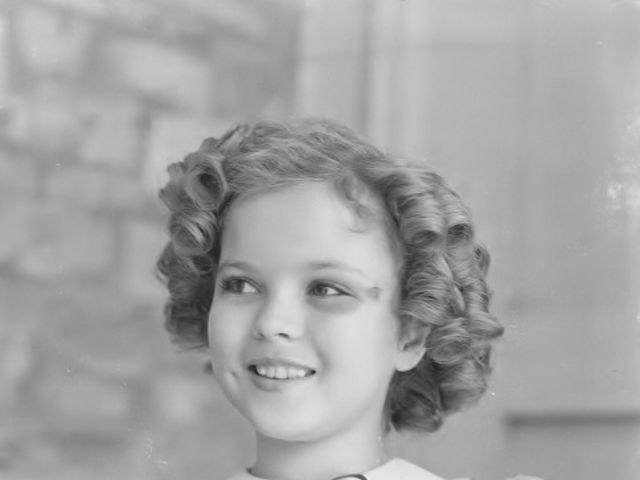 Shirley Temple Hairstyle shirley temple hairstyles playbuzz Shirley Temple Hairstyle shirley temple hairstyles playbuzz