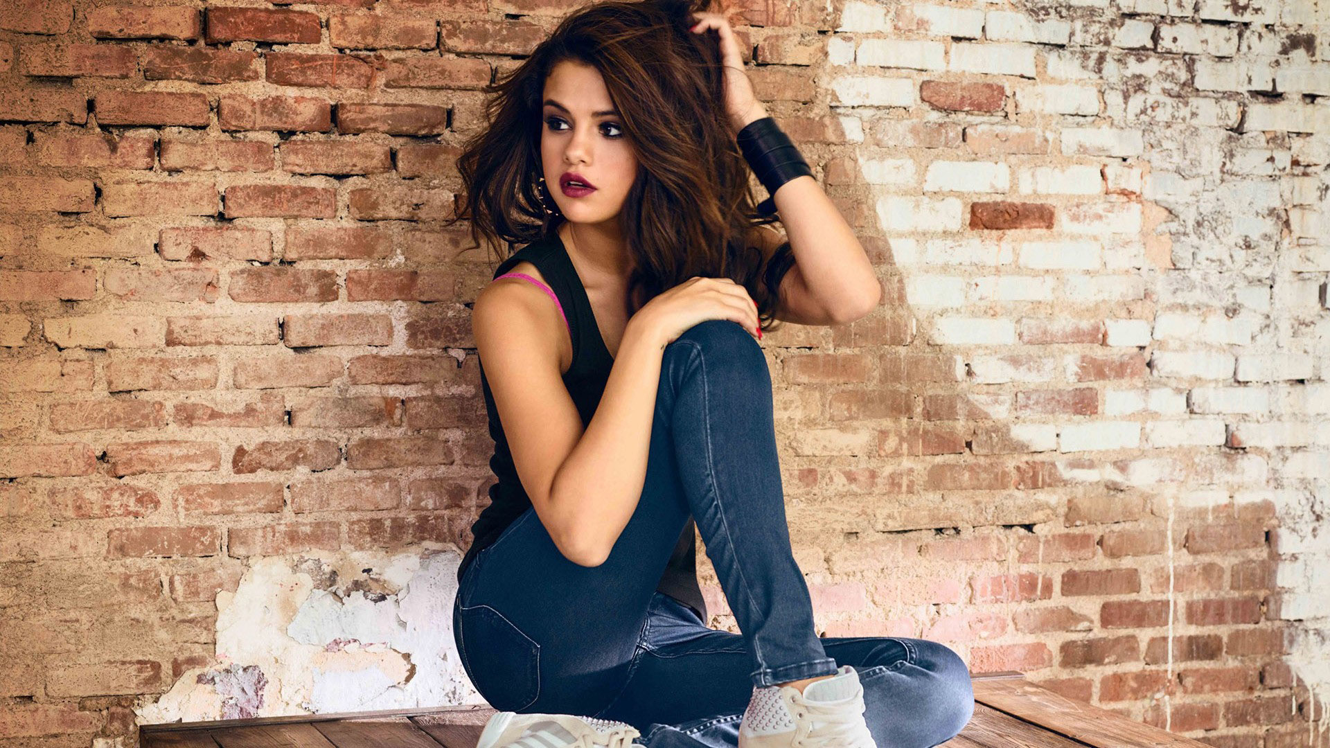 Selena Gomez Confirms Lupus Diagnosis – Talk Music To Me
