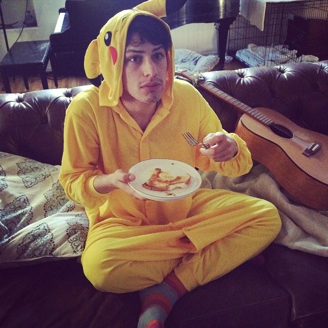 maggie gyllenhaal dating