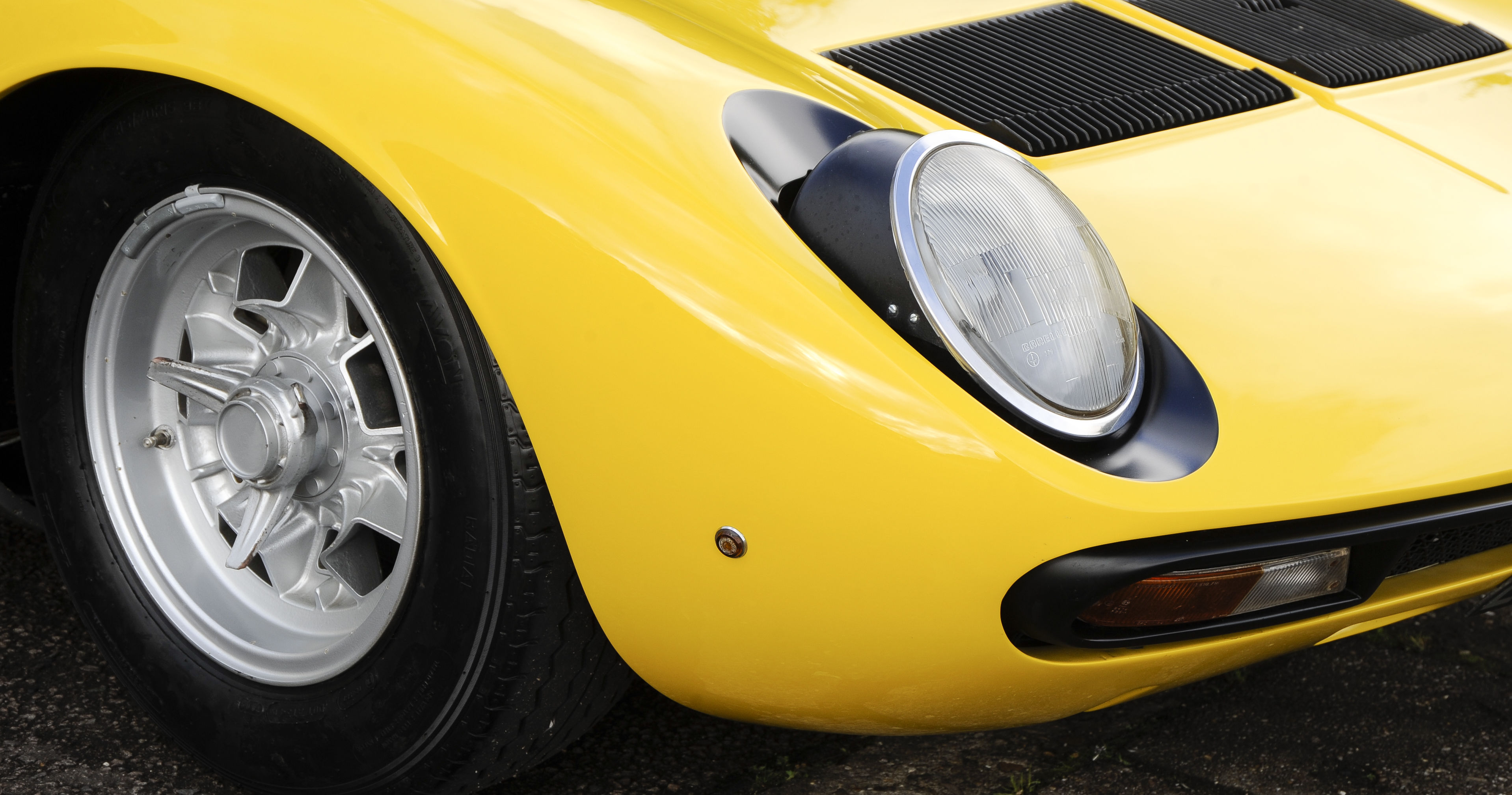 Cars with popup headlights Can you name them all? Playbuzz