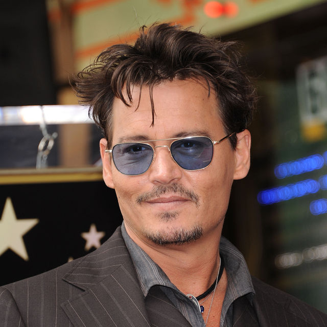 26 Photos Of Actors Before And After Movie Makeup Will Make You Say