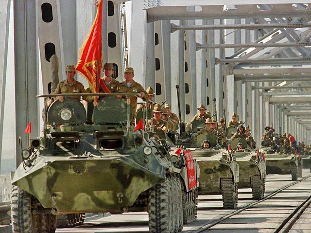 Скачать песню тюльпаны на южной границе