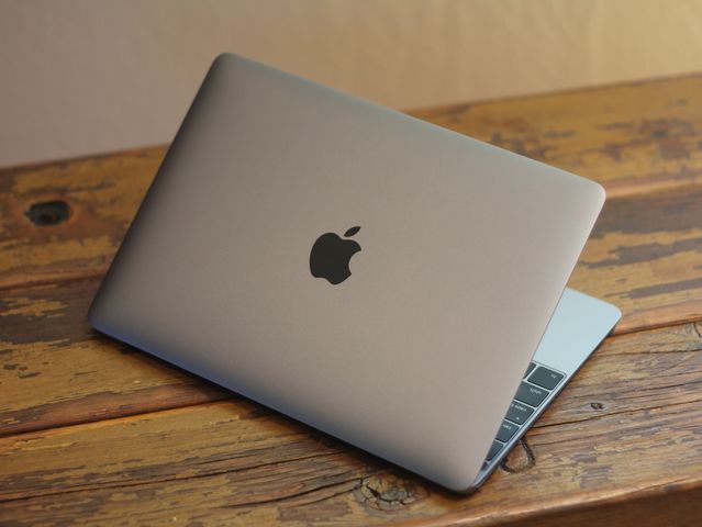 Ցուկերբերգը Մակբուք է օգտագործում։ Այնտեղ վիրուսներ կա՞ն