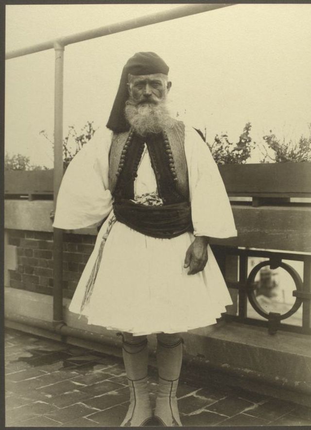 [صورة: 84c92dbb-efd4-4549-b661-ac8cc1ac2d57.jpg]