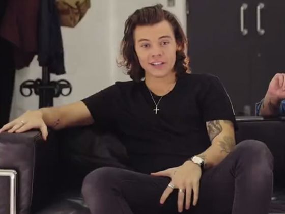 Is harry dating anyone 2015