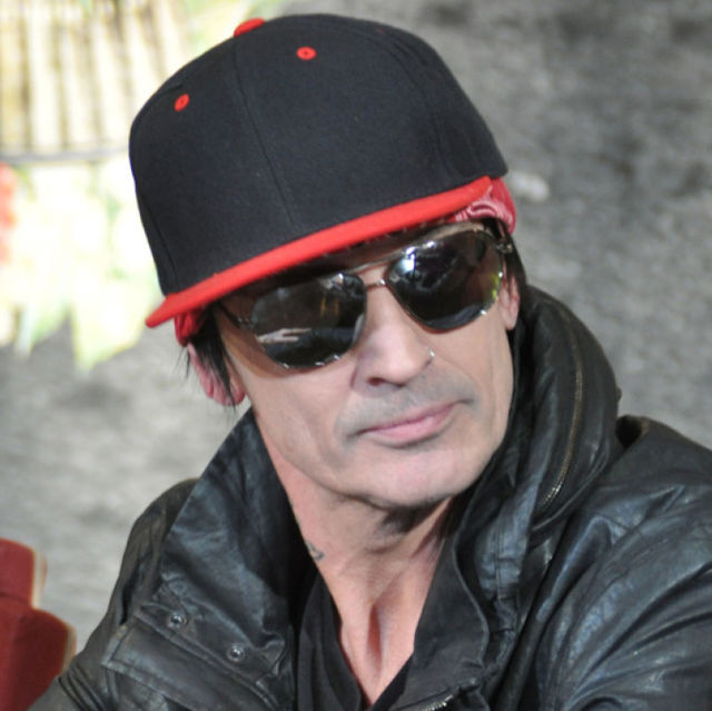 This Is What Your Favorite 80&rsquo;s Rock Stars Look Like Today | Playbuzz