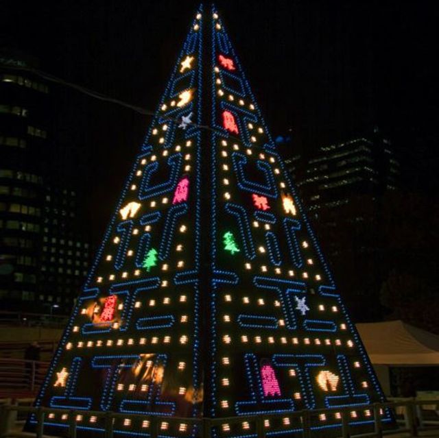 Unconventional Christmas Trees 17 cool and unconventional christmas trees | playbuzz Unconventional Christmas Trees 17 cool and unconventional christmas trees | playbuzz