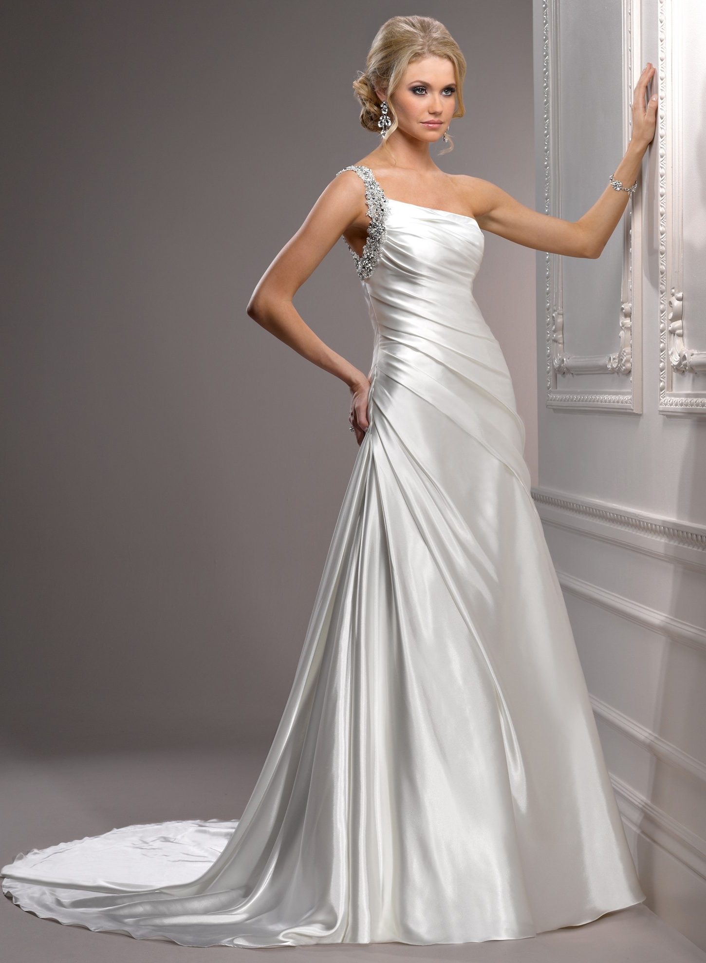 What Kind Of Wedding Dress Should You Wear Playbuzz