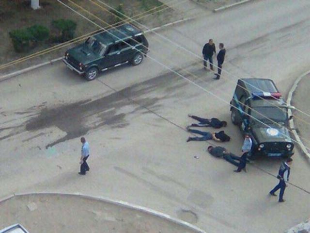 Протаранили ворота