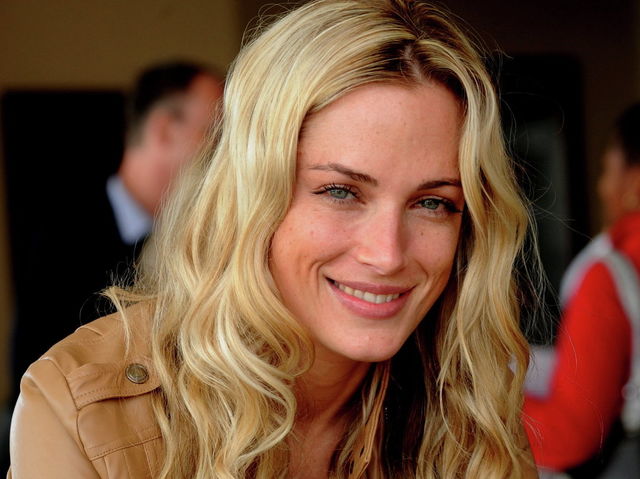 Рива Стинкамп