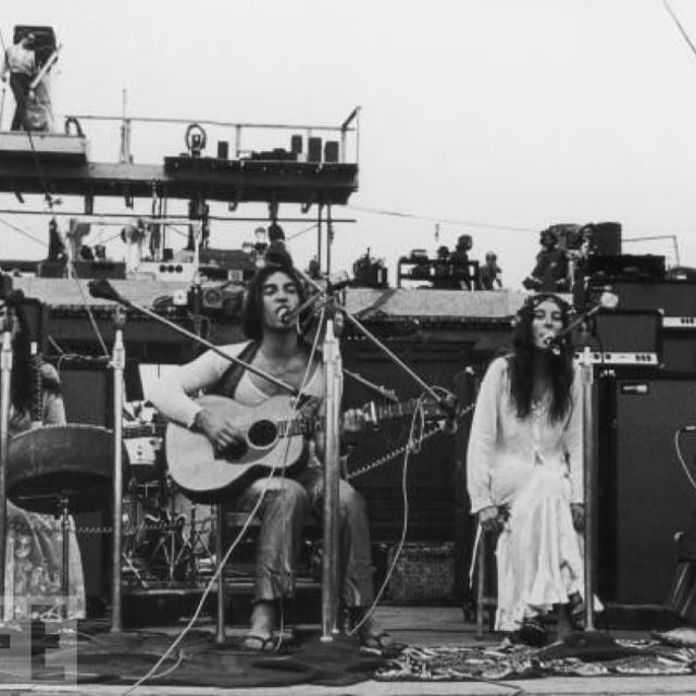 28 Photos Of Woodstock That Show The Festival Was The Grooviest Festival Of The 60's PlayBuzz